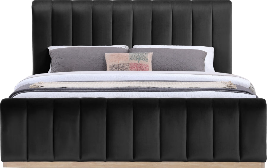 Amara Velvet Upholstered Bed Importada