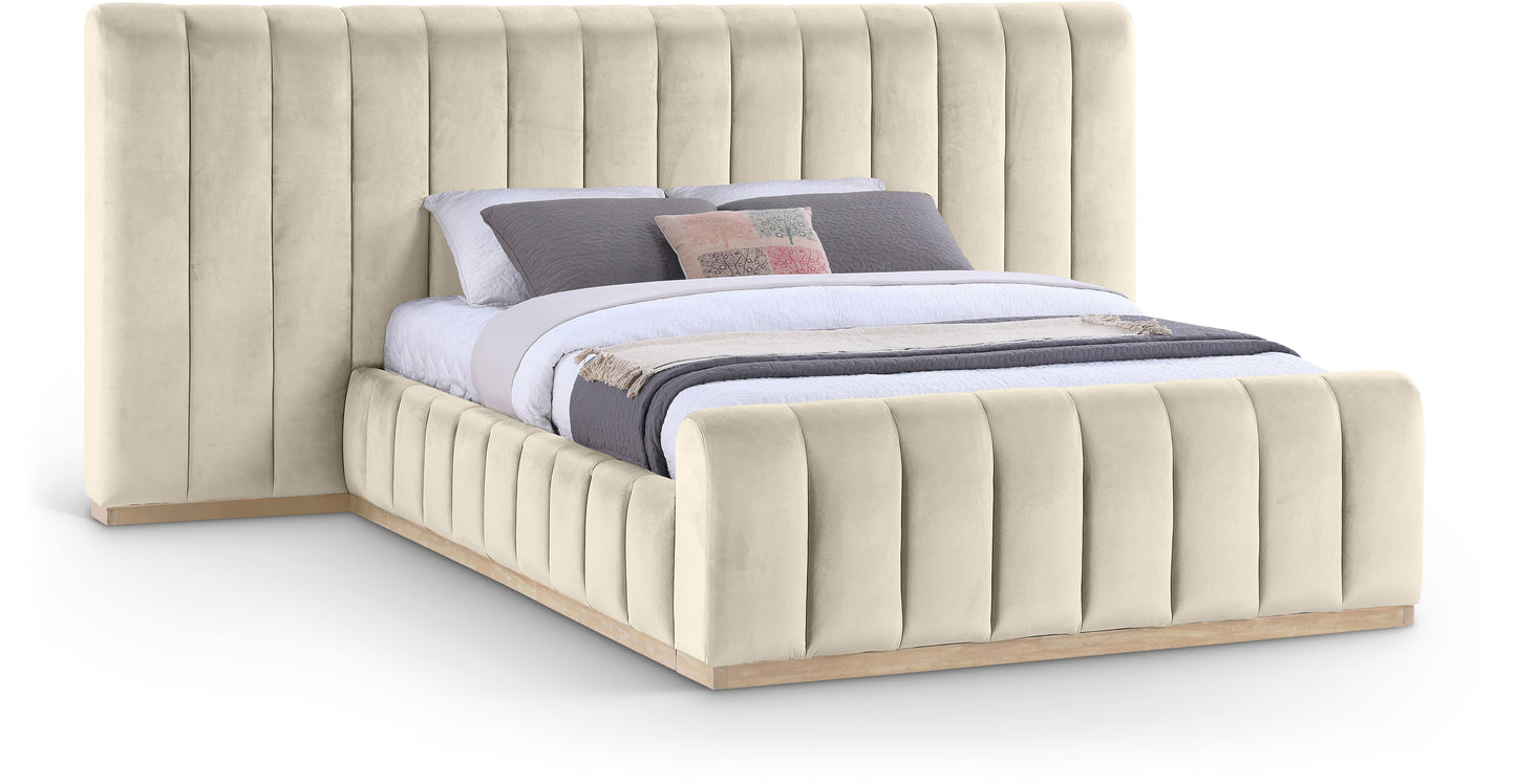 Amara panel bed