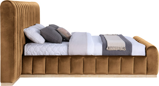 Amara panel bed