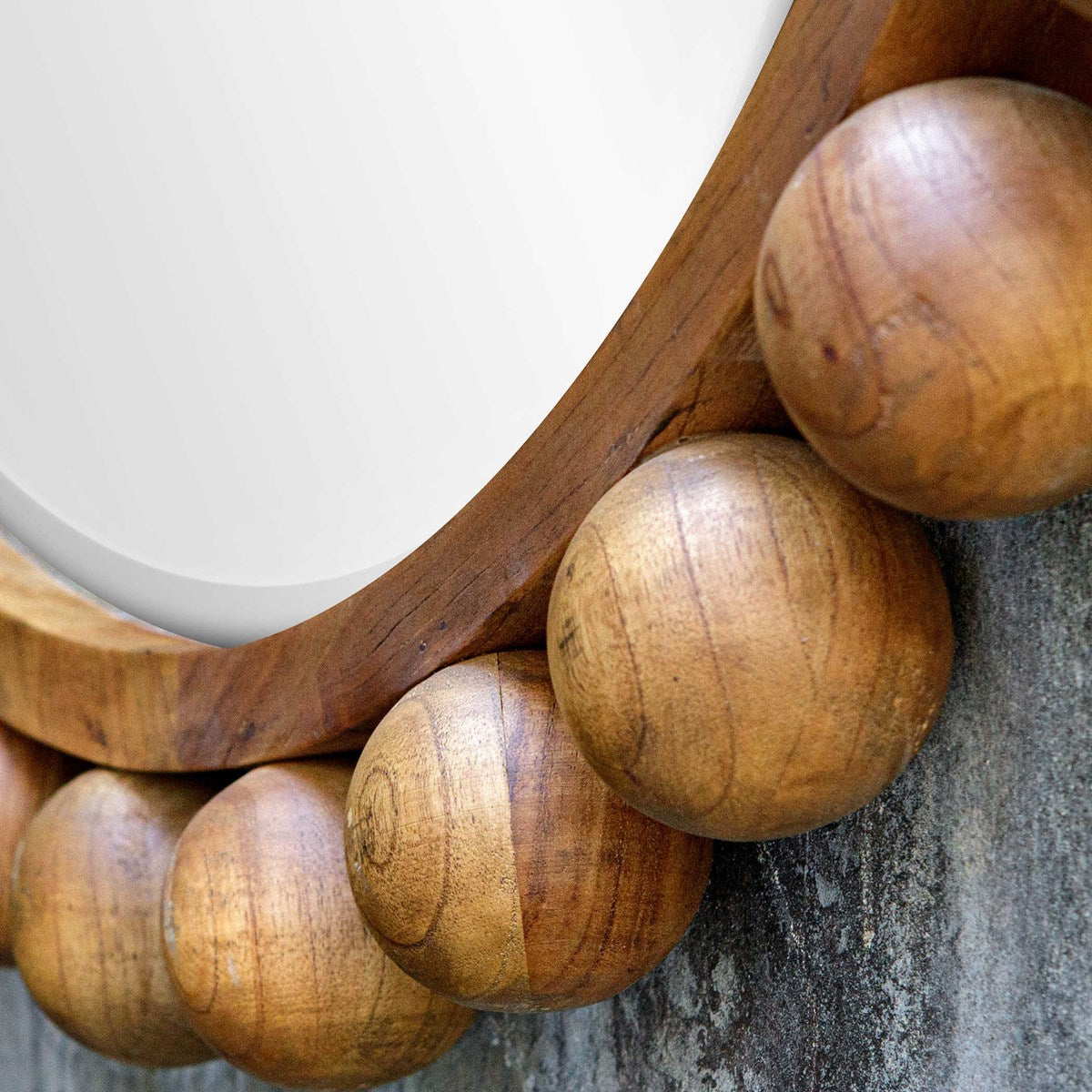CYRA WOOD ROUND MIRROR, WALNUT