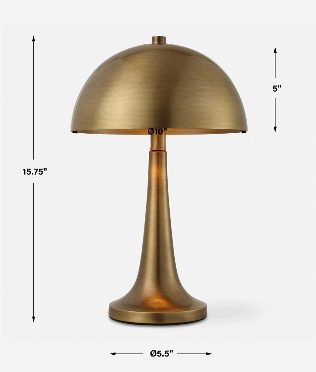 Dame Table Lamp