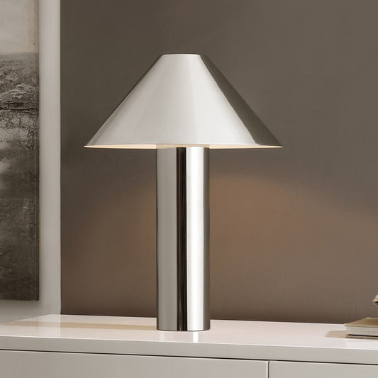 PIA METAL TABLE LAMP