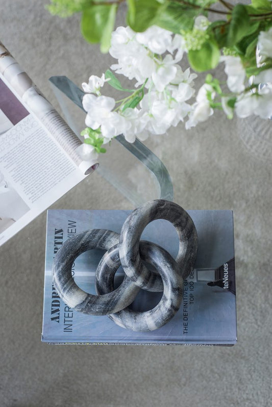 Escultura de cadena de mármol gris natural de 9x4" y 3 eslabones, redonda 6EA/CTN