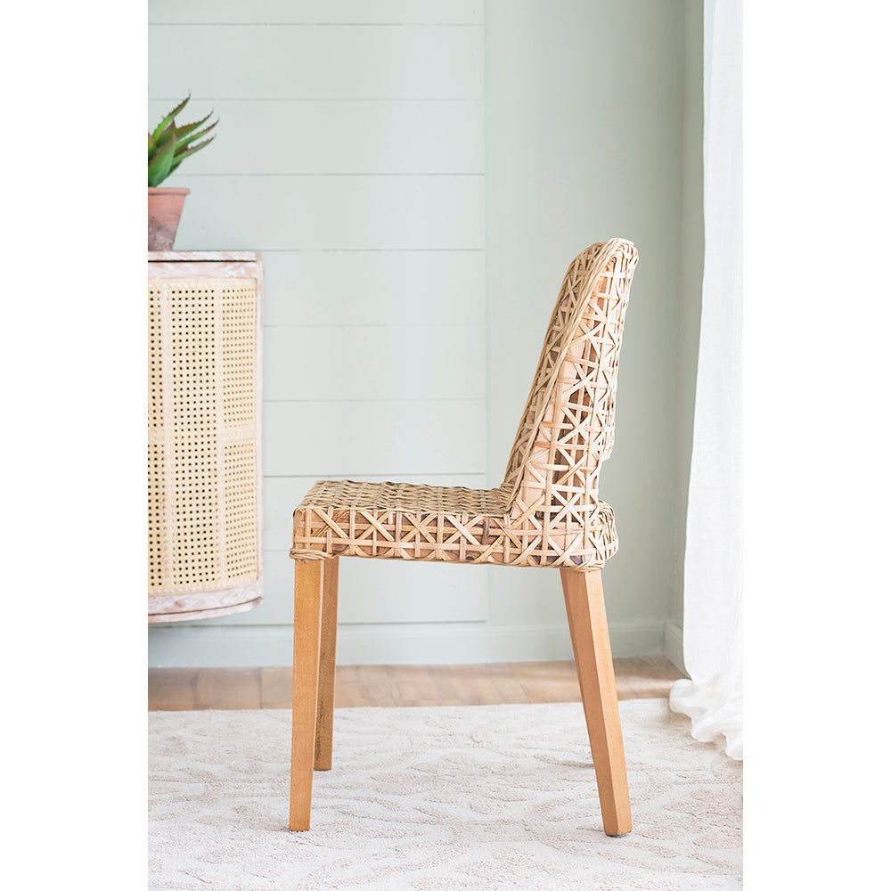 Magy Chair