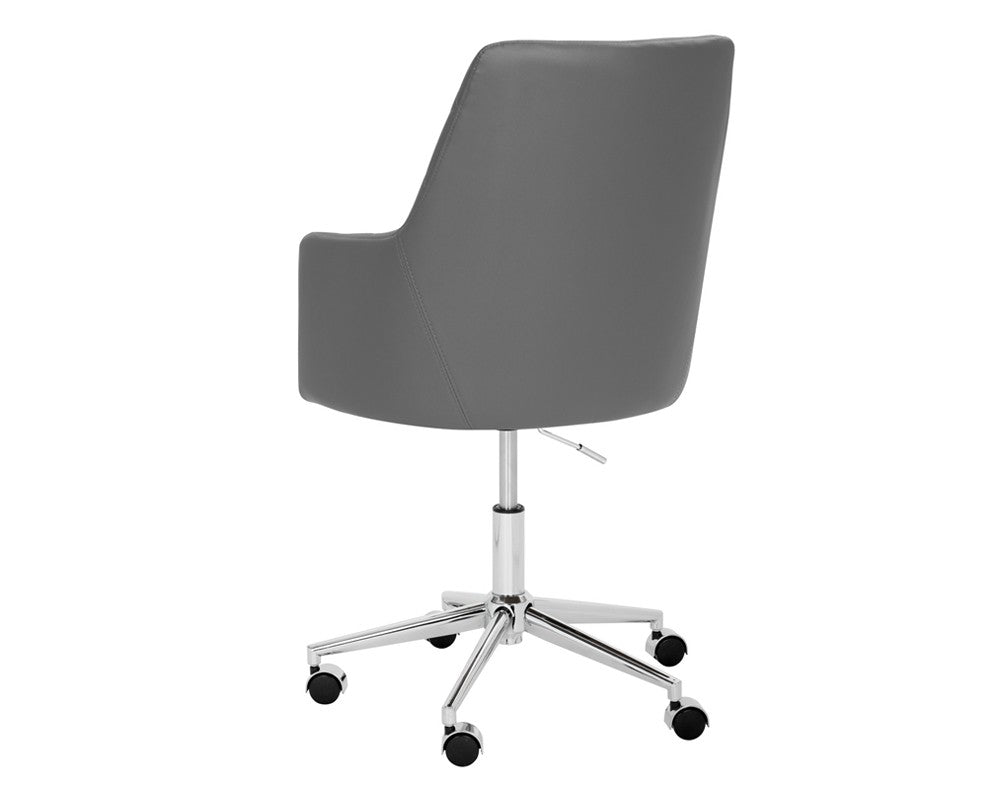 Silla Chase