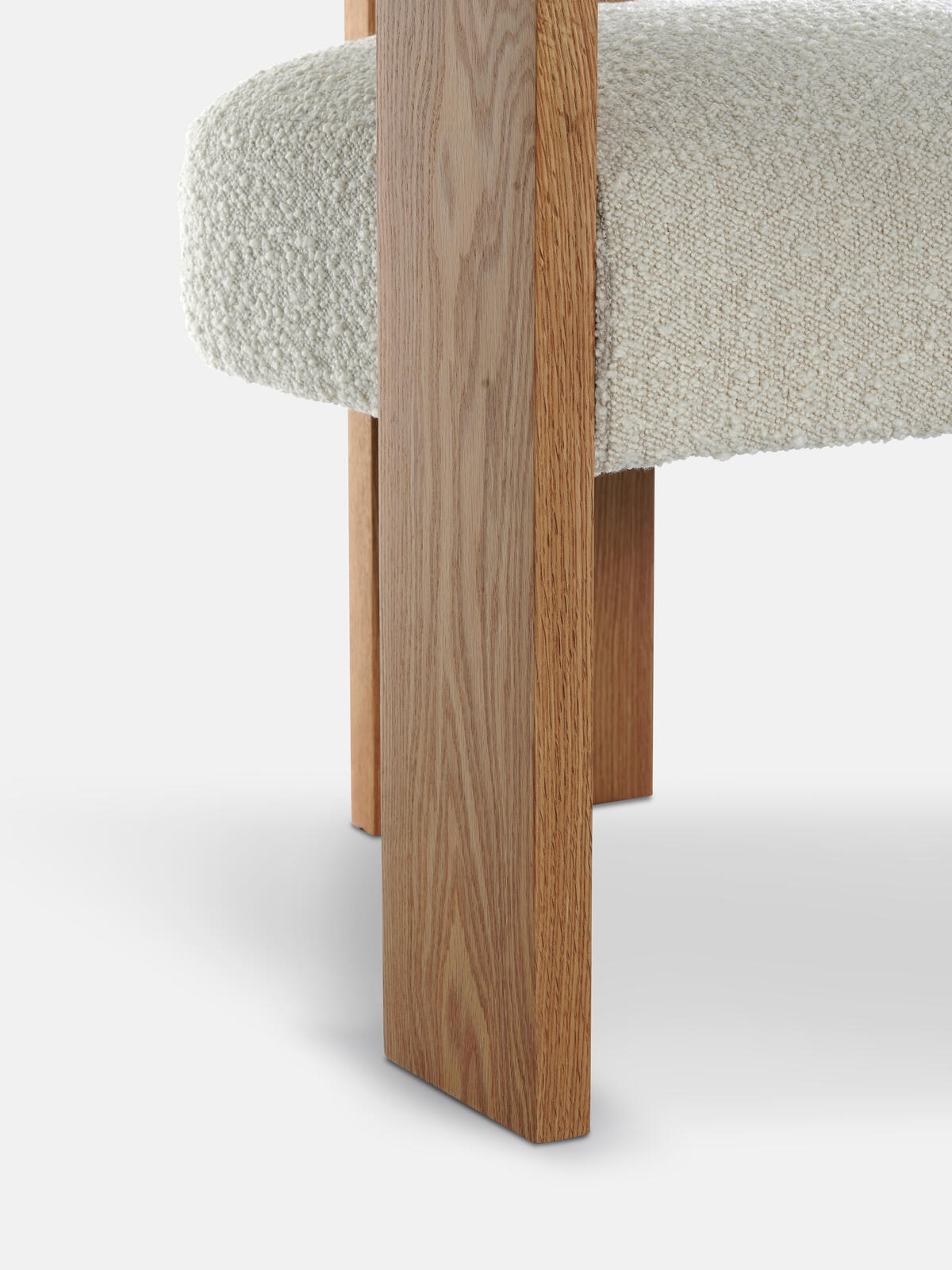 Soh Lounge Chair