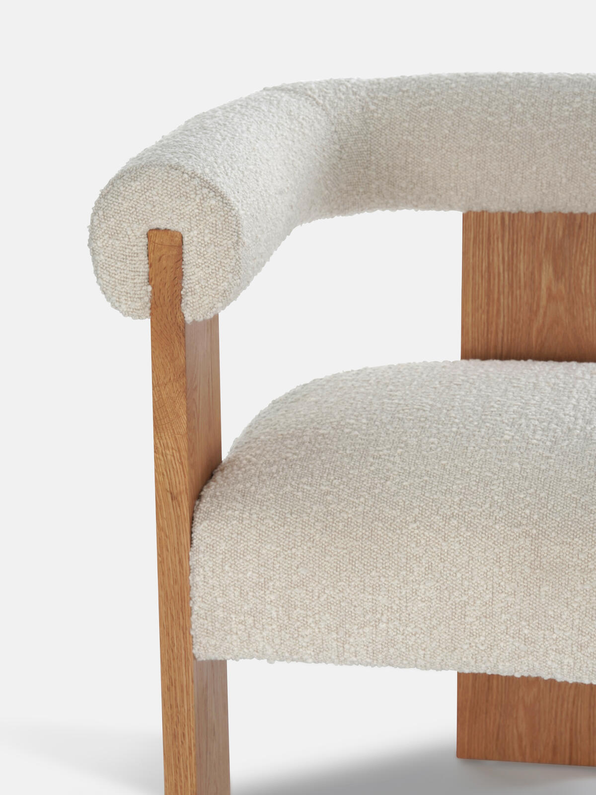 Soh Lounge Chair