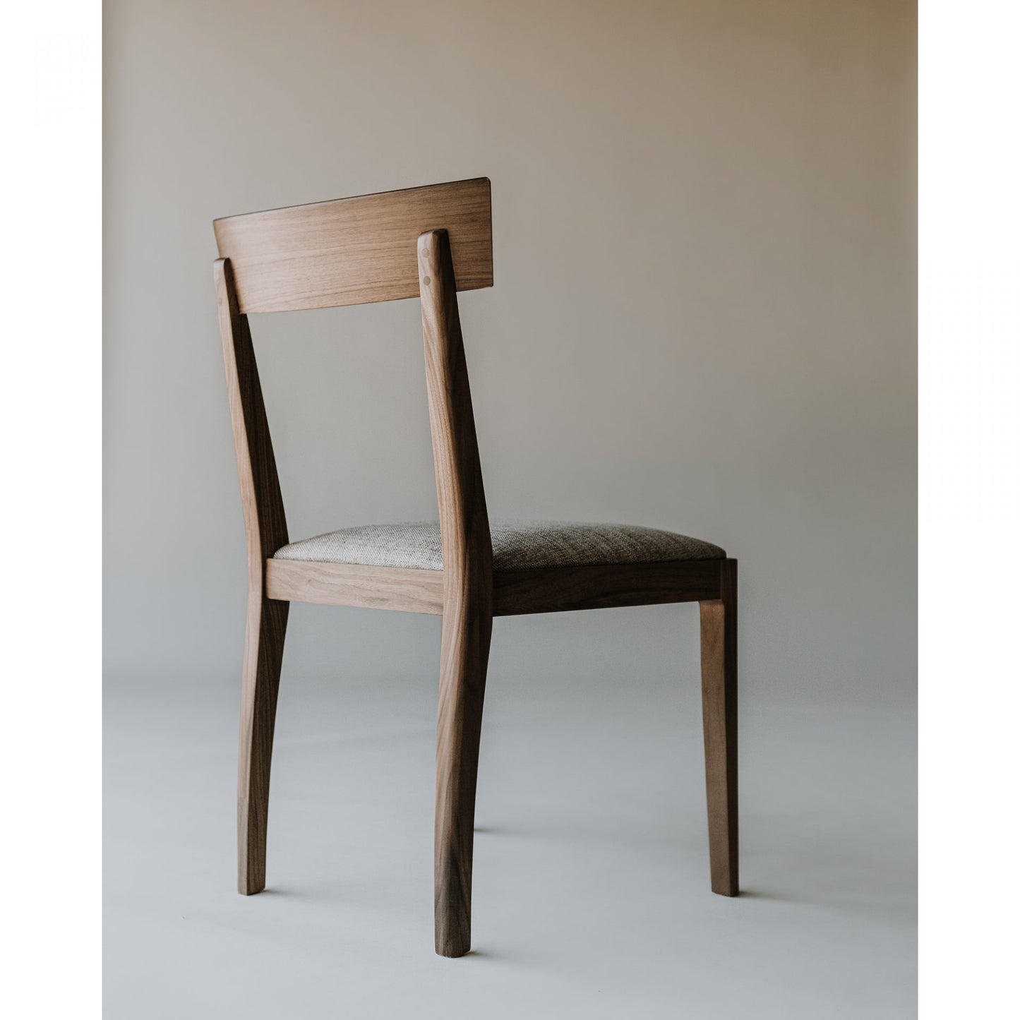 Silla Leone Nuez