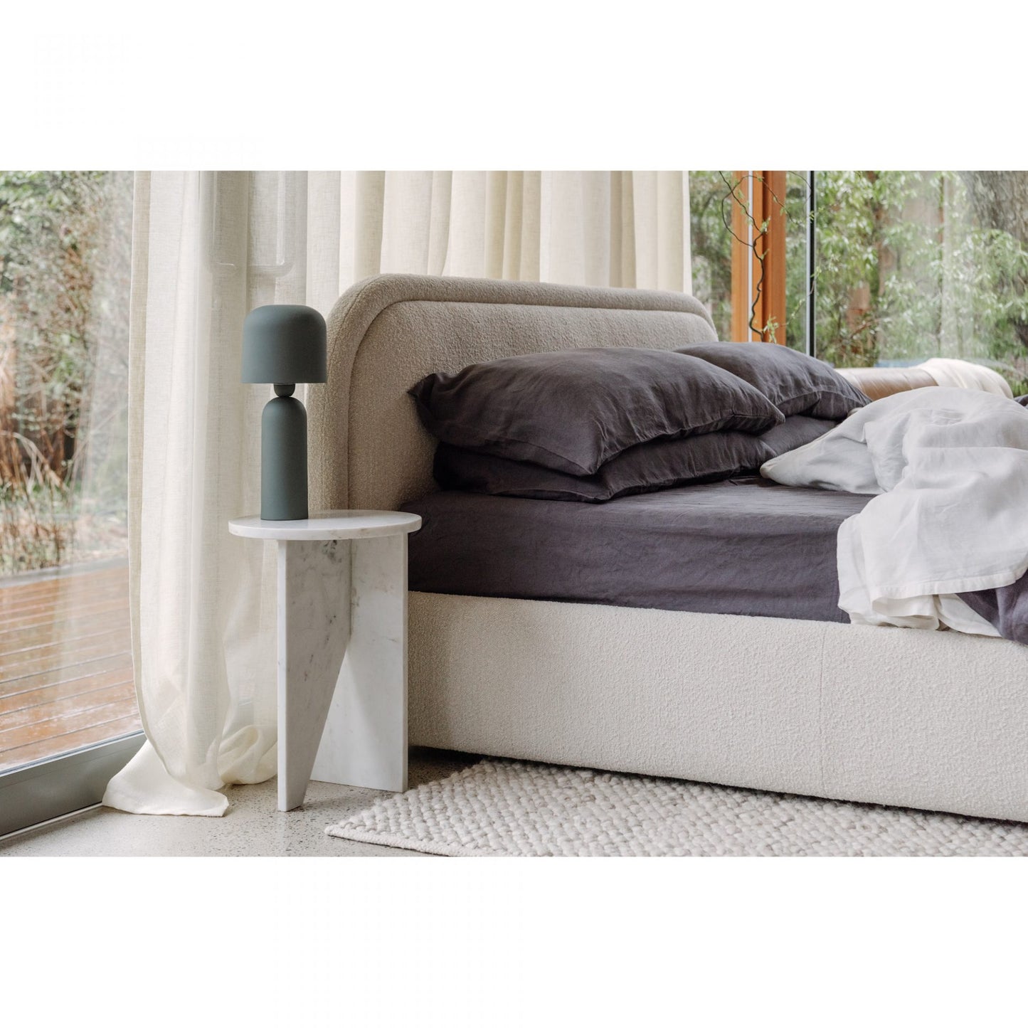 COLIN BED