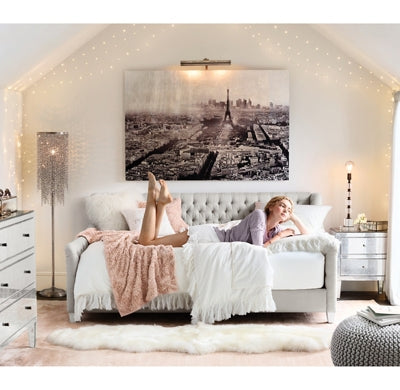 SOFÁ CAMA CAPITONÉ GLASS