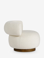 Cargar imagen en el visor de la galería, Ohara Swivel Chair
