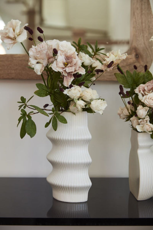 CLAUDE VASE BOOKEND