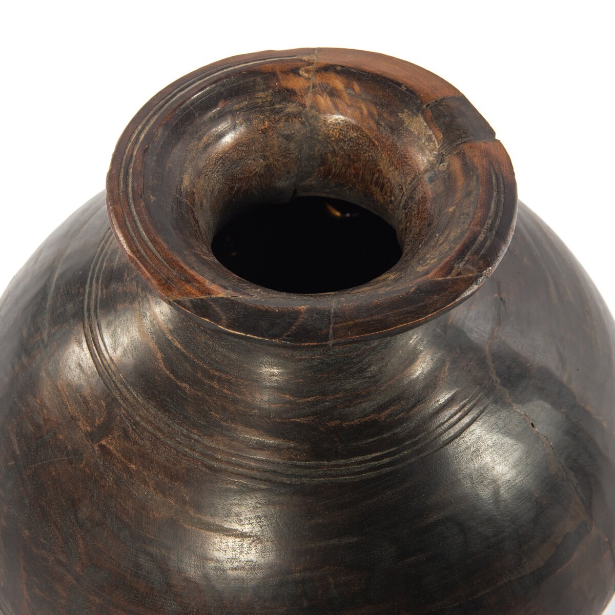 Tarro de madera encontrado