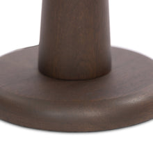 Cargar imagen en el visor de la galería, Tennon Table Lamp
