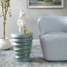 Cargar imagen en el visor de la galería, SKYE GARDEN STOOL
