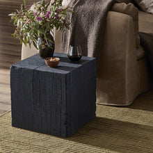Cargar imagen en el visor de la galería, Vesto End Table
