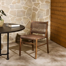 Cargar imagen en el visor de la galería, Ashe Outdoor Dining Chair
