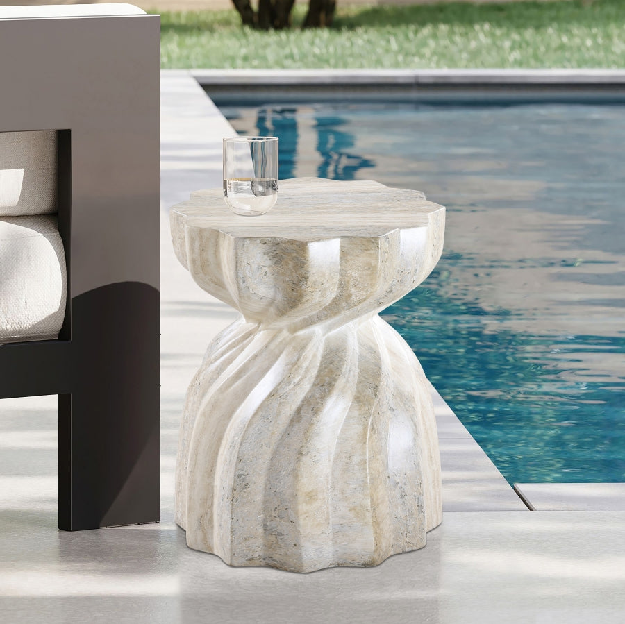 Caserta Travertine Finish Indoor/Outdoor Concrete End Table (Copia)