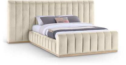 Amara panel bed