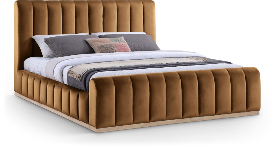 Amara Velvet Upholstered Bed Importada