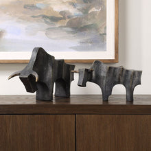 Cargar imagen en el visor de la galería, Regal Bull Sculptures, S/2
