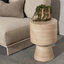 Cargar imagen en el visor de la galería, Terrace Outdoor Accent Table
