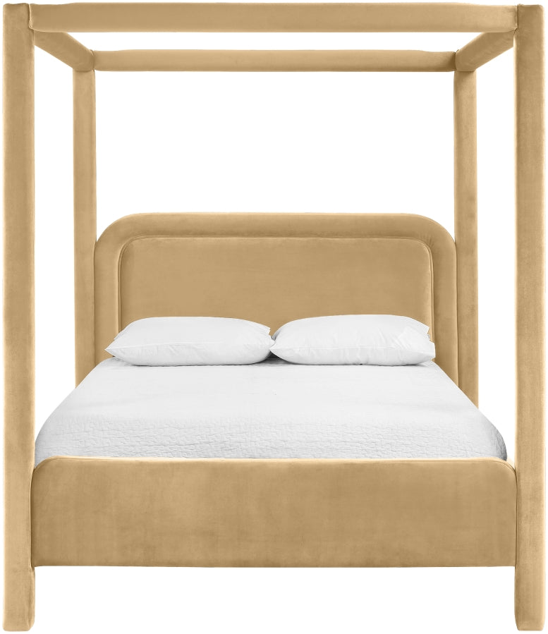 Cama tapizada en terciopelo Salina