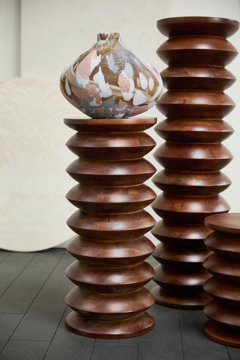 Accolade Column