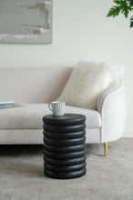 Cargar imagen en el visor de la galería, ROUND BLACK TABLE
