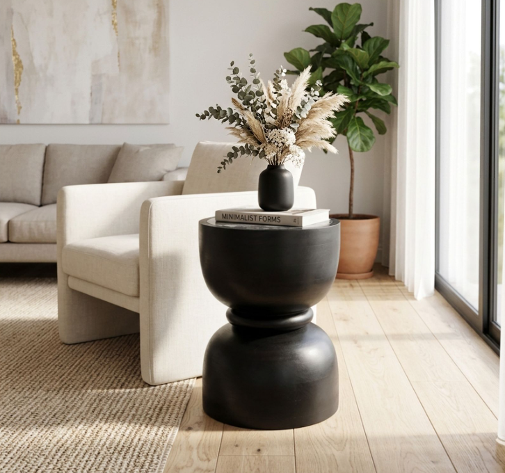 BRYSONBURN BLACK TABLE 18 (IN)