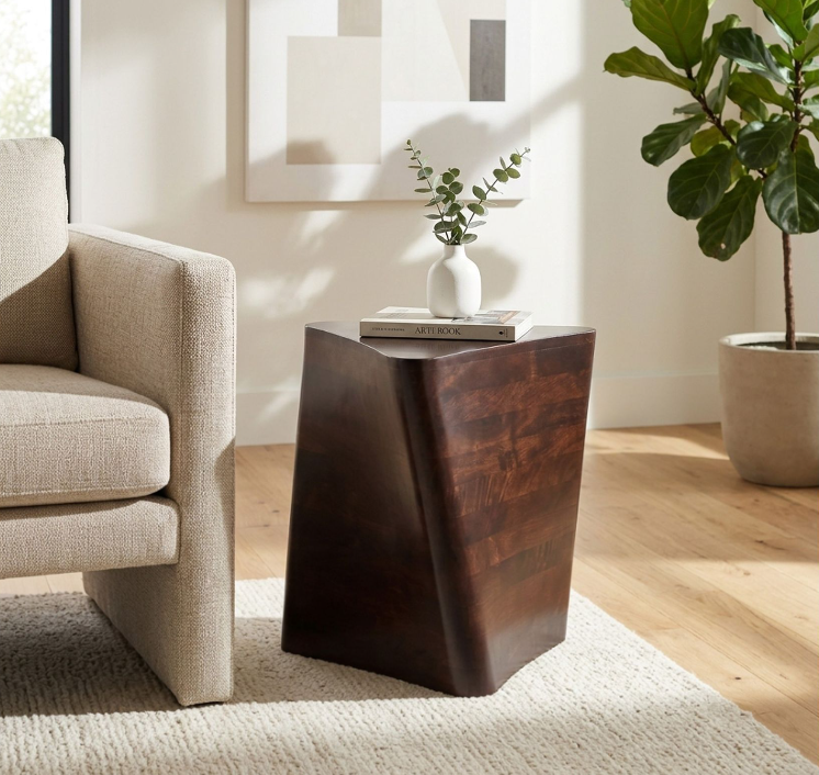 HOBARTMORE BROWN TABLE 18 (IN)