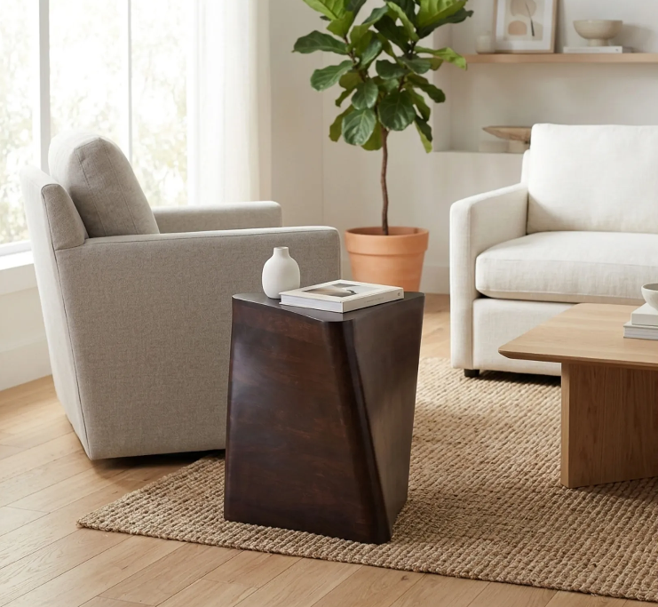 HOBARTMORE BROWN TABLE 18 (IN)