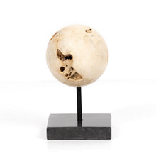 Cargar imagen en el visor de la galería, Organic Stone Sculpture Set de 3
