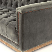 Cargar imagen en el visor de la galería, Maxx Sofa
