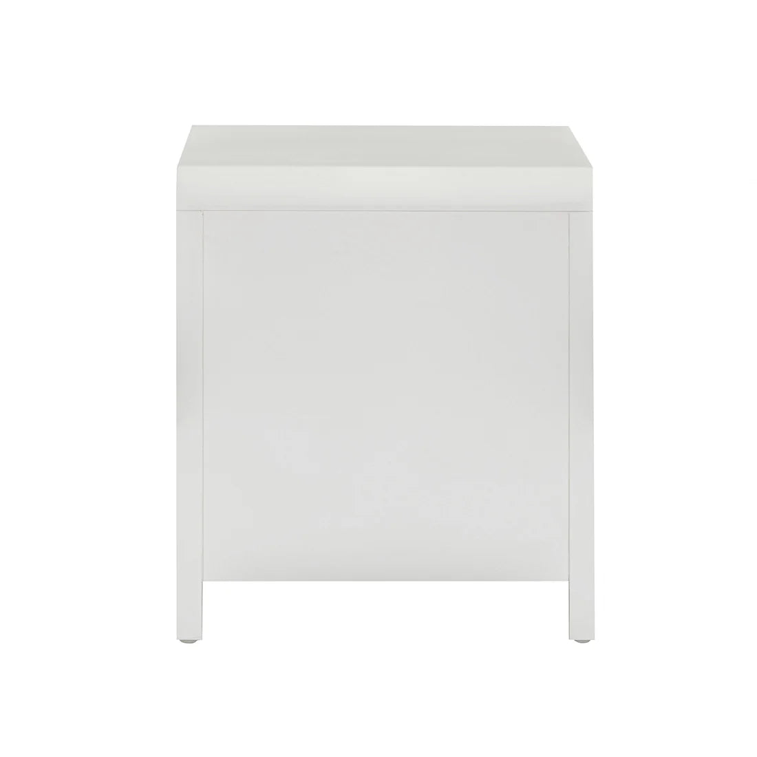 Mesita de noche Patty de ratán de 28" con dos cajones