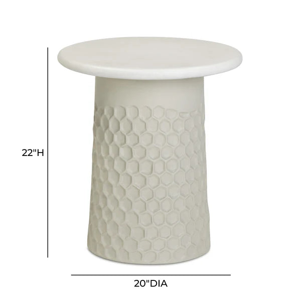 Hessa Indoor/Outdoor Concrete Chiseled Side Table