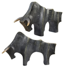 Cargar imagen en el visor de la galería, Regal Bull Sculptures, S/2
