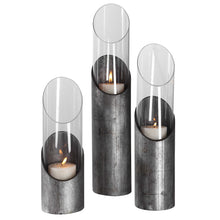 Cargar imagen en el visor de la galería, Karter Candleholders
