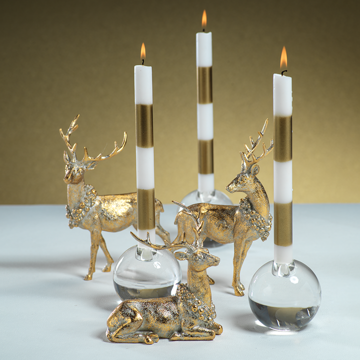 Assorted Deer with Ornamental Wreath