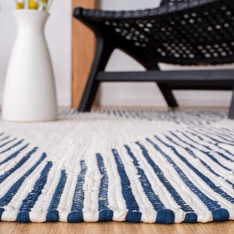 Tapete Kilim Collection Design: KLM708N Marino/Marfil